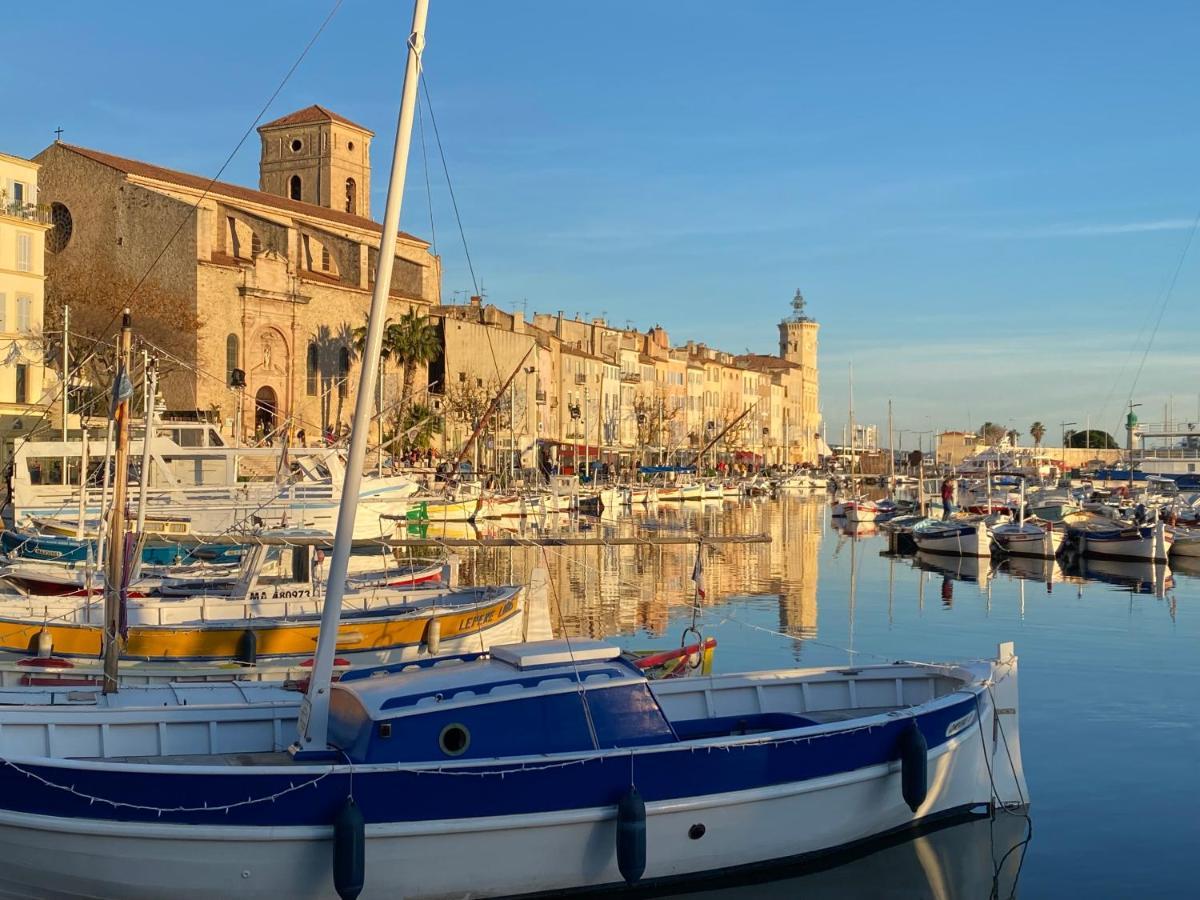 Fanny Wifi Climatise Tout A Pieds 4 Personnes La Ciotat Exteriér fotografie